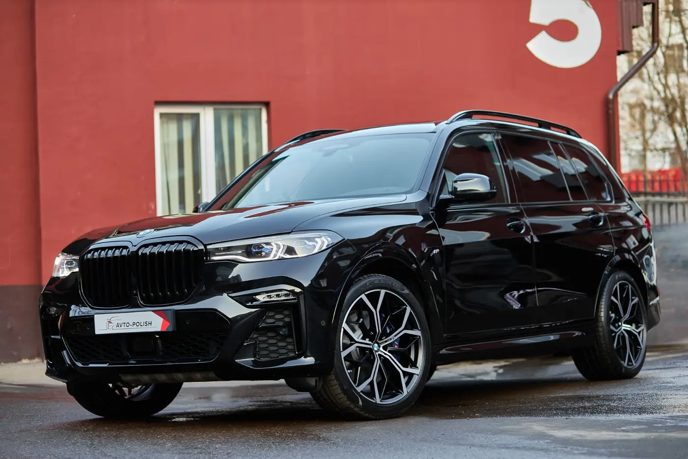 BMW X7 — работа детейлинг-ателье ПОЛИШ ПРЕМИУМ