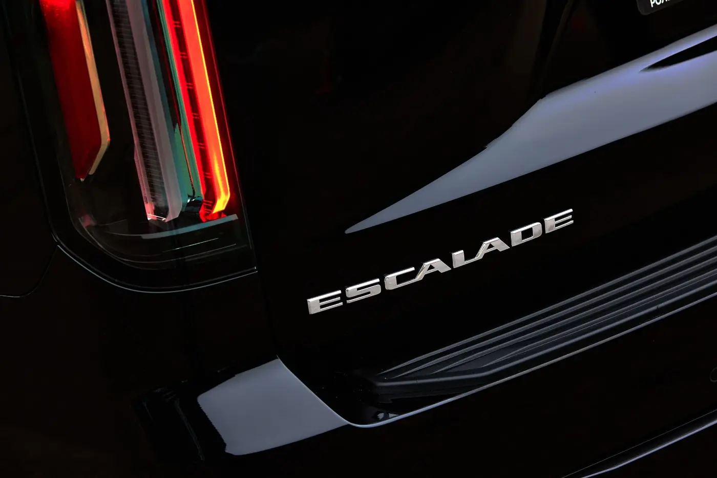 Cadillac Escalade в ПОЛИШ ПРЕМИУМ — фото 3
