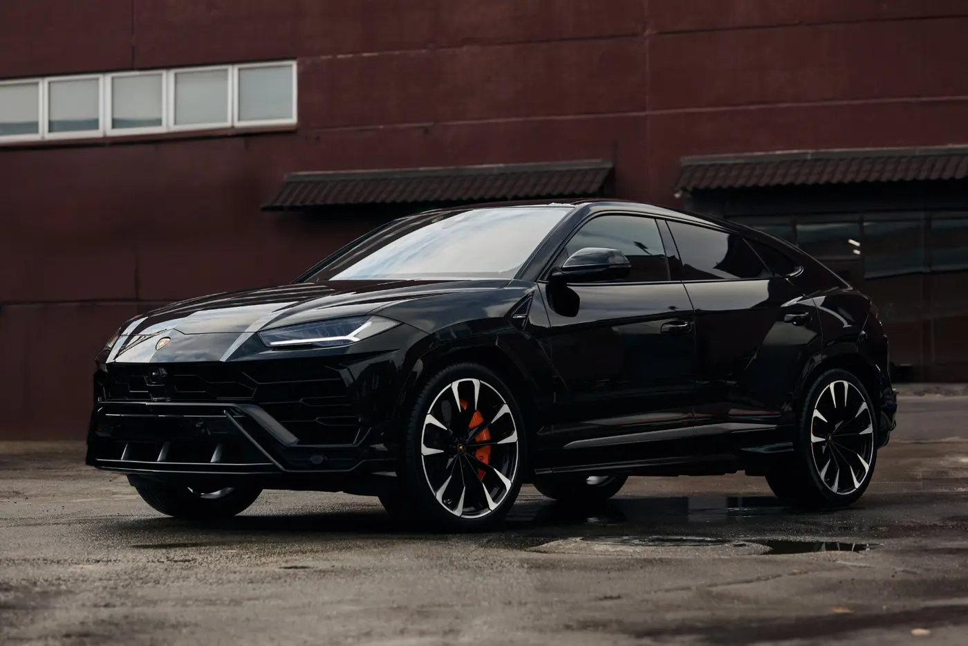Lamborghini Urus — работа детейлинг-ателье ПОЛИШ ПРЕМИУМ